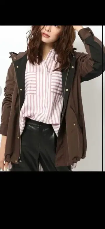 BARNYARDSTORM 마운틴 후드티