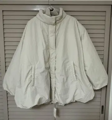 apres jour clair 벌룬 충전솜 아우터