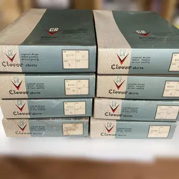 Clover 기하학 패턴 반팔 셔츠 8개 세트