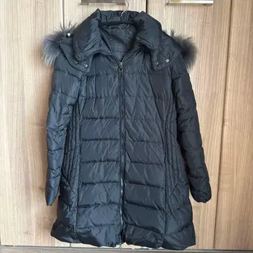 TATRAS 블랙 다운 자켓 퍼 포함