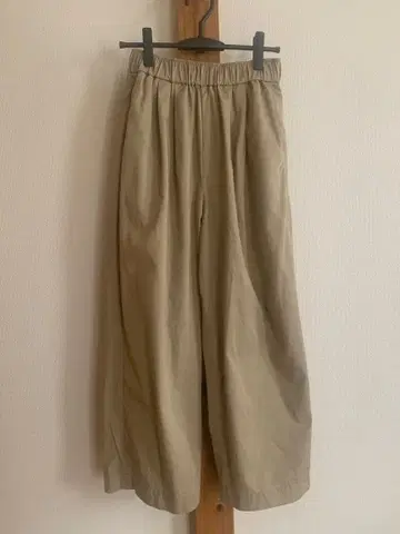 오로네 벌룬 와이드 팬츠 베이지