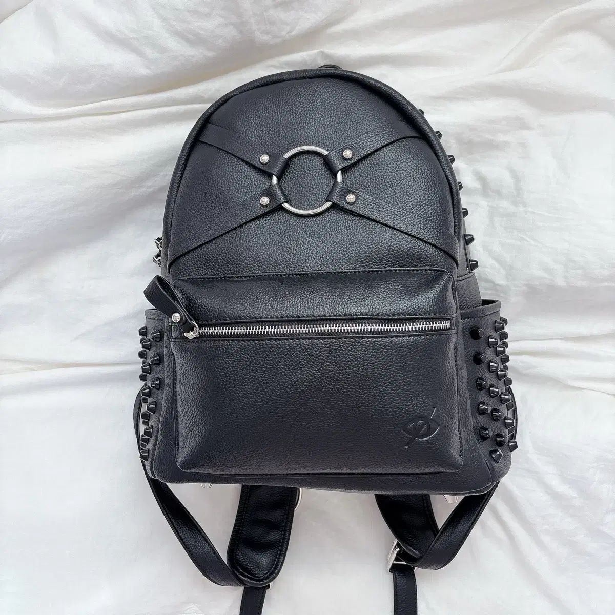 KRY BACKPACK KRY BACKPACK ブラック×シルバー KRY BACKPACK ブラック