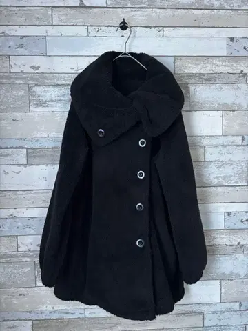 플랜트 블렌드 블랙 플리스 복슬복슬 오버 사이즈 코트