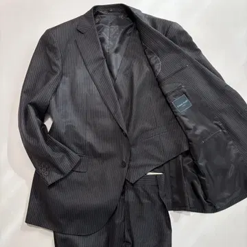 새상품급 다니엘 도트 수트 쓰리피스 조절 2L 셋업