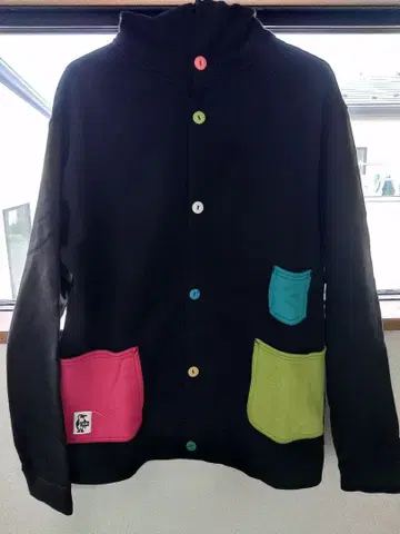 CHUMS 참스 고양이 눈 버튼 후드티