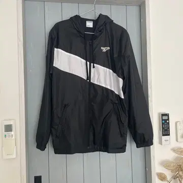 리복 나일론 자켓 블랙/화이트