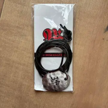 B'z 마츠모토 타카히로 레이 목걸이