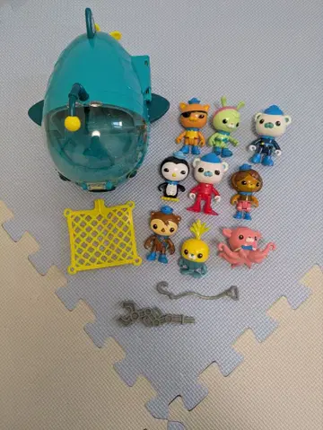 옥토넛 서브마린과 캐릭터 인형 세트