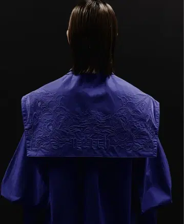 neith. 탈부착 카라 blue