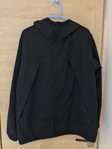 데상트 DESCENTE 마운틴 후드티