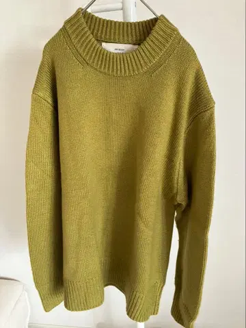 ZARA ORIGINS 올리브 그린 니트