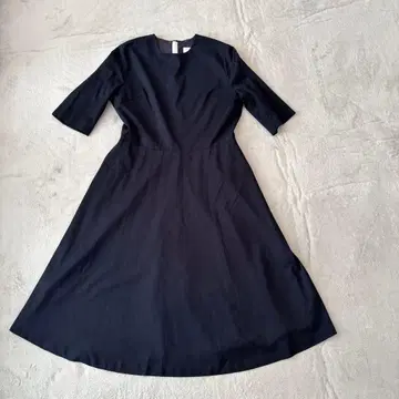 구-코뮤네 원피스 38 M 네이비 플레어 원피스 수험