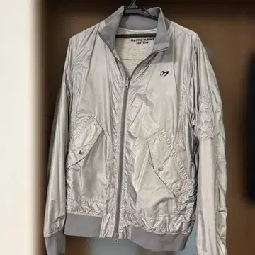 MASTER BUNNY EDITION 실버 자켓