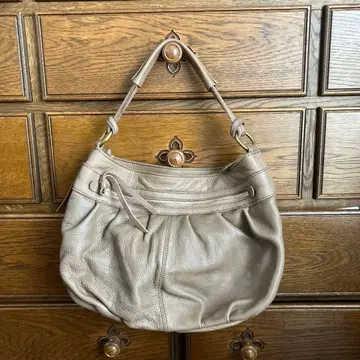 베이지 가죽 숄더백 핸드백 사자비