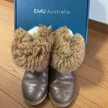 EMU Australia 퍼 어그 부츠 브라운