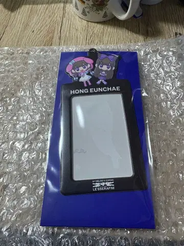 르세라핌 홍은채 멜로쿠로 패스 케이스