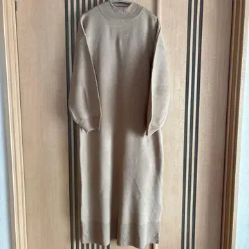 베이지 니트 긴팔 롱 원피스