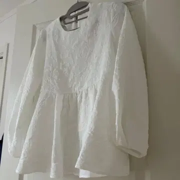 유나이티드 애로우즈 화이트 블라우스