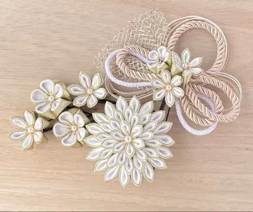 꽃 모티브 머리 장식 화이트 골드