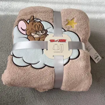 미사용 새상품 GU 톰과 제리 룸웨어 L