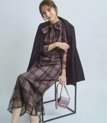 리랜드트루 체크튤 원피스