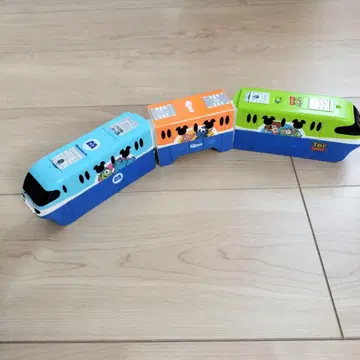 프라레일 디즈니 리조트 라인 픽사 차량 작동 확인됨 토이스토리