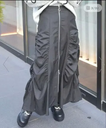 axesfemme 엑시즈팜 지퍼 달린 사이드 드로스트 스커트 블랙