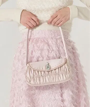 TINA: JOJUN 스톤 장식 새틴 미니백