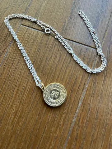 심퍼시 오브 서울 코인 모티브 목걸이