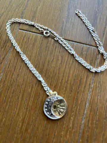 심퍼시 오브 서울 코인 모티브 목걸이