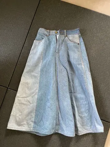 B SIDES 데님 스커트 론 헤르만에서 구매