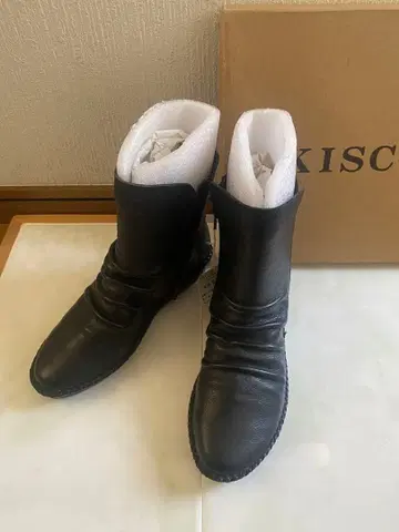 KISCO 천연 가죽 블랙 부츠 사이즈 35