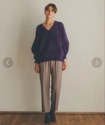 CLANE 글로스 컬러 테이퍼드 팬츠 퍼플