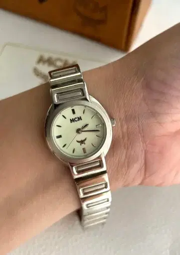 MCM 손목시계