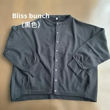 Bliss bunch 겉옷 블랙 컬러