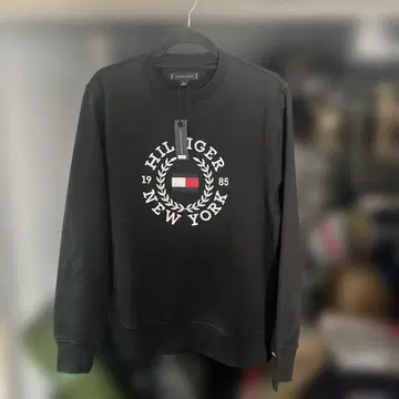 TOMMY HILFIGER 블랙 트레이닝복 M