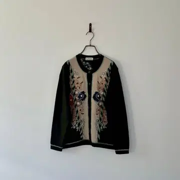 빈티지 니트 가디건 자수 꽃무늬 울 블랙 레트로 비즈 스타일리시