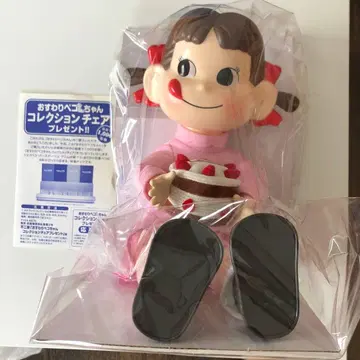 앉은 페코짱 벌스데이 페코