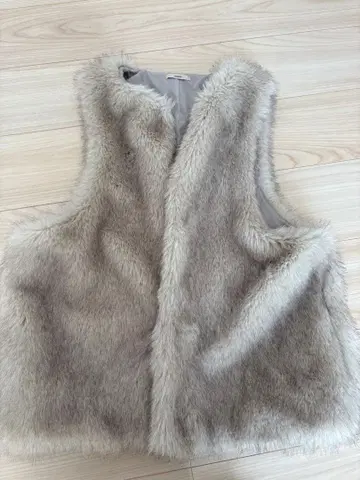 mystic 그레이 퍼 베스트