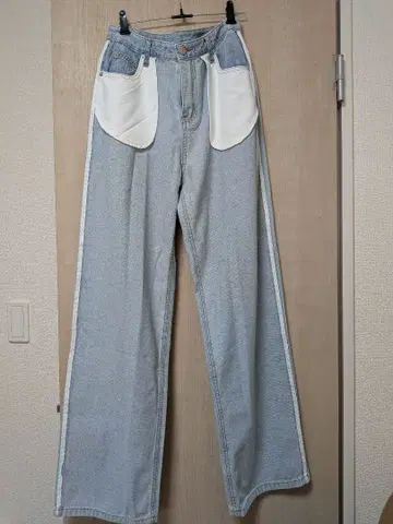 스트레이트 데님 팬츠 라이트 블루 TABLET HOTEL mermo