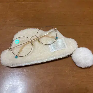 OWDAYS x 시나모롤 안경