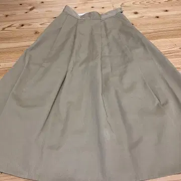 Dickies 베이지 플레어 스커트