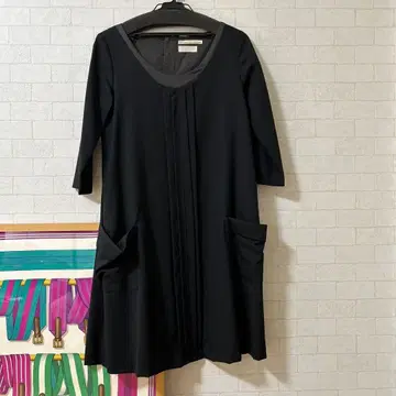 블랙 V넥 7부 소매 원피스