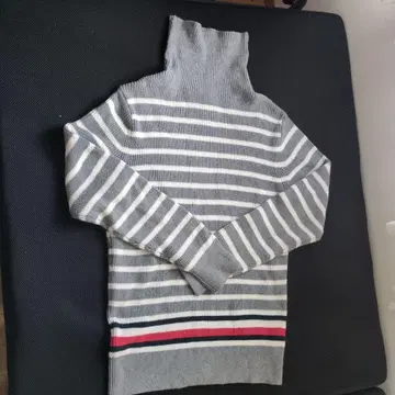 TOMMY HILFIGER 터틀넥 스웨터 M