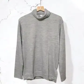 [ TAKEO KIKUCHI ] 터틀넥 스웨터 택 포함 새상품 L 사이즈