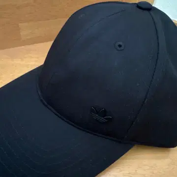 adidas 블랙 캡 심플 로고 여성용