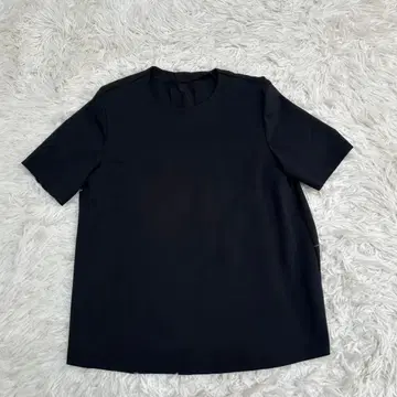 23구 23KU 백 플리츠 반팔 블라우스 상의 블랙