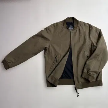 NUMERALS MA-1 플라이트 자켓 올리브 M 사이즈