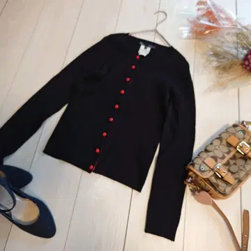 [ blue Les Copains ] 블랙 니트 긴팔 스웨터