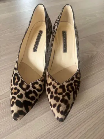 YOSHITO 요시토 여성용 펌프스 컨디션 최상 24cm